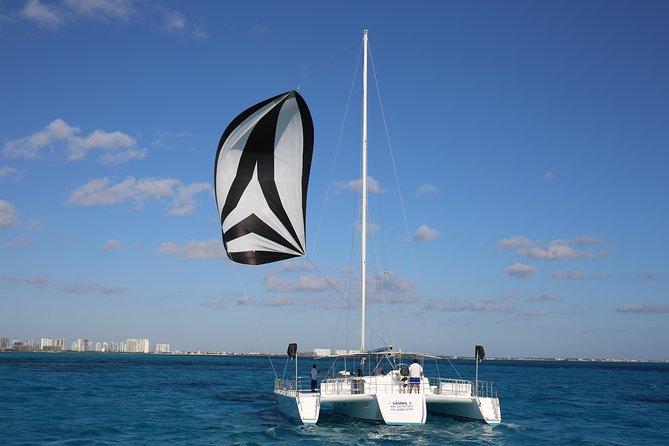 Catamaran to Isla Mujeres - Logistics That Matter: Group Size, Language, and Your Comfort Level