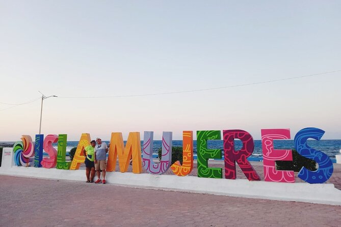 Catamaran to Isla Mujeres at sunset pick up Cancun - Drinks and food: what you can expect and how to handle it