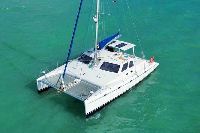 Catamaran to Isla Mujeres – Kids Go Free! (Only Pay Dock Fee) - Playa Norte swim stop off Isla Mujeres: the postcard moment that still needs planning