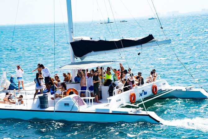 Catamaran to Isla Mujeres, Open bar, buffet, Beach Club Included - Snorkeling the reef: the ocean highlight, plus a reality check on crowds