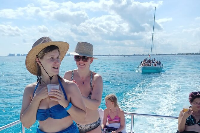 Catamaran Tour to Isla Mujeres all Included - North Beach, Isla Mujeres Center Time, and How to Spend Your Free Hours