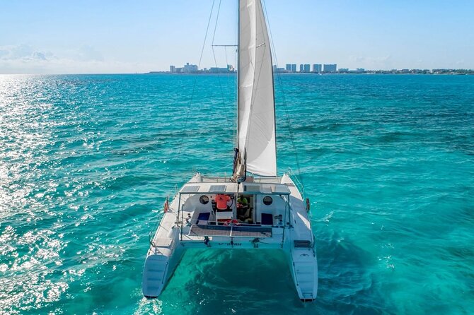 Catamaran Tour to Isla Mujeres from Cancún with Bar and Lunch - Isla Mujeres snorkeling break: what you should expect