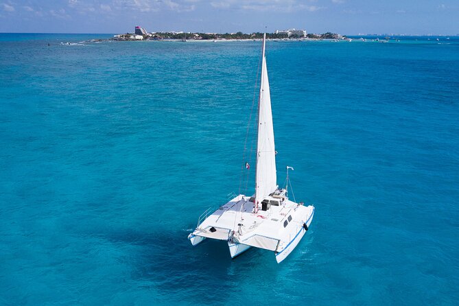 Catamaran with Snorkeling and North Beach, Isla Mujeres - Isla Mujeres: North Beach Relaxation and Mural-Walk Energy