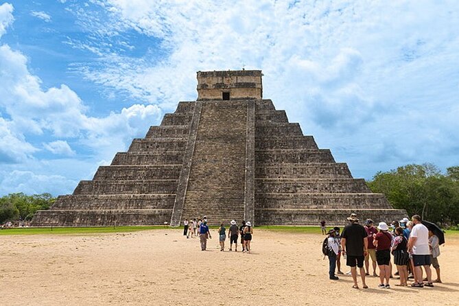 CHICHEN ITZA 3 OPTIONS TOUR: Classic, Plus or Premiere - A fast, full day around Chichén Itzá, Cenote Saamal, and Valladolid