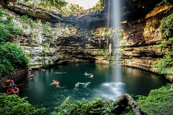 CHICHEN ITZA 3 OPTIONS TOUR: Classic, Plus or Premiere - Chichén Itzá with a certified bilingual guide, plus free time to roam