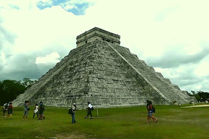 Chichen Itza and Dos Cenotes Experience from Cancun - Real Mayab Buffet: A Practical Start Before the Ruins