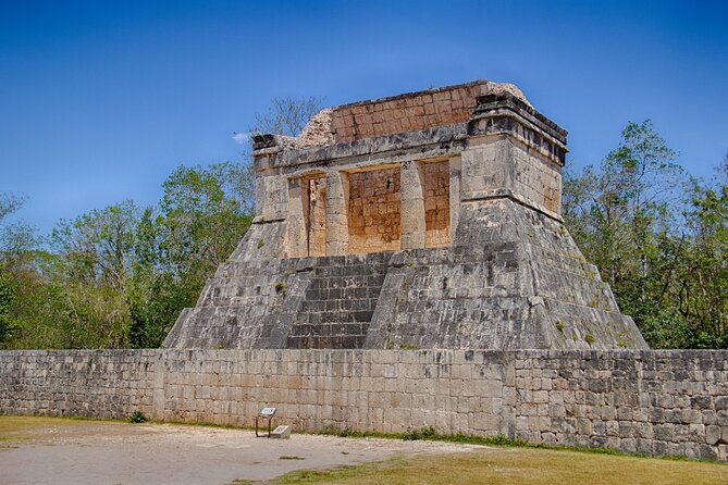 Chichen Itza, Cenote Sagrado and Valladolid from Cancun - Guides in action: Francisco, Xiomara, Simon, Thomas, and how to get the most out of the talk