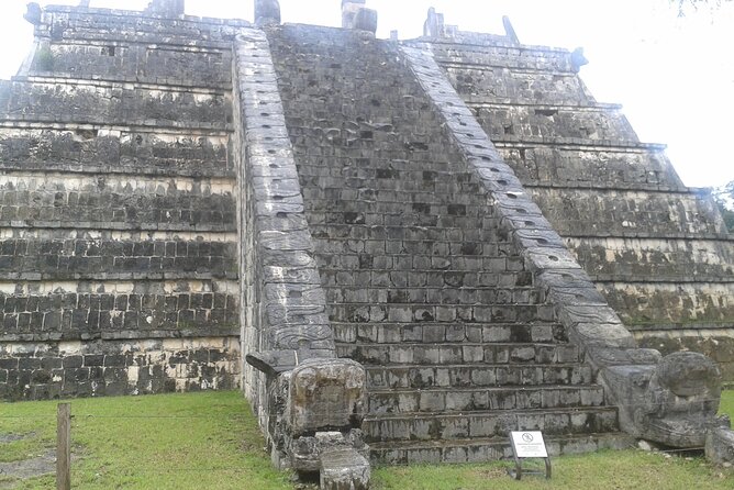 Chichen Itza, Cenote Sagrado and Valladolid from Cancun - Entering Chichen Itza: how to use your 90 minutes well