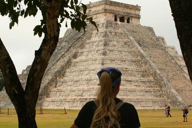 Chichén Itzá, Cenote Suytún, and Cenote Ikkil Guided Tour - Valladolid: a quick colonial stroll, not a full-day immersion