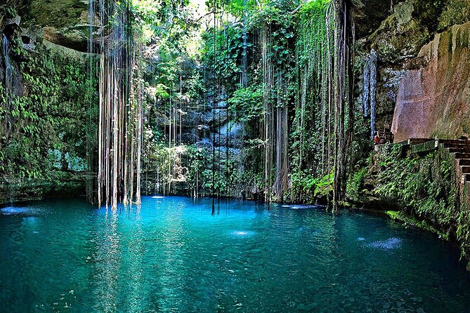 Chichen Itza + Cenote Suytun & Cenote Ik Kil + Valladolid - Chichen Itza with a guide: Castillo, Temple of Warriors, and your photo freedom