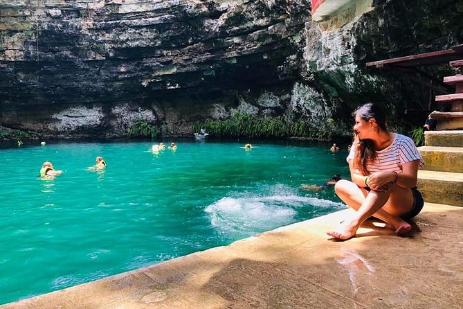 Chichen Itza Classic + Cenote + Valladolid from Playa del Carmen - Lunch, buffet style, plus Gatorade: how the day stays fueled