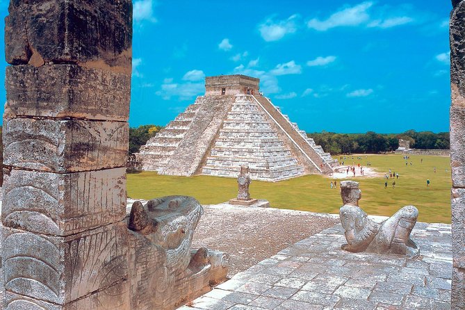 Chichen Itza Deluxe Valladolid and 2 Cenotes - Valladolid and the Church Stop: Perfect for a Stretch, Not a Deep Town Day