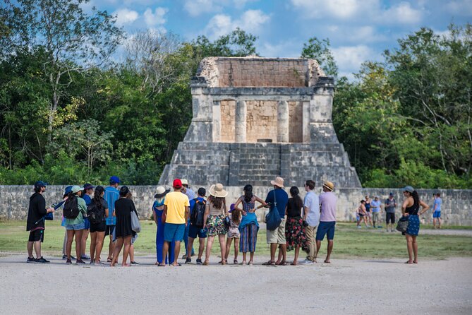 Chichen Itza Early Access & Catamaran to Isla Mujeres - Pickup and the 4:30 a.m. reality
