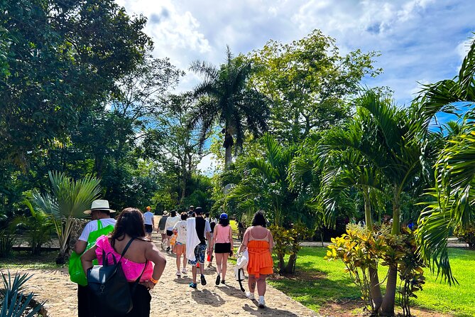 Chichen Itza Early Access Private Tour with Buffet Lunch - Price and value: what $448 covers, and what comes extra