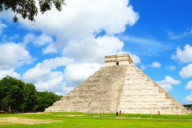 Chichen Itza Early Access Private Tour with Buffet Lunch - Private-group pacing: what it feels like in practice