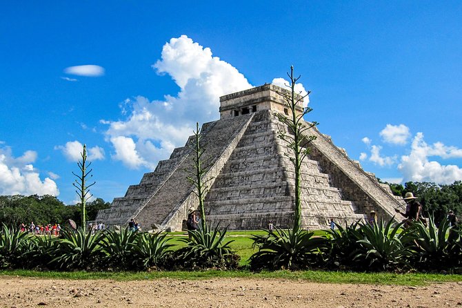 Chichen Itza & Ekbalam with Cenote Swim from Cancun - Chichen Itza With a Guide: What You’ll See in 1.5 Hours