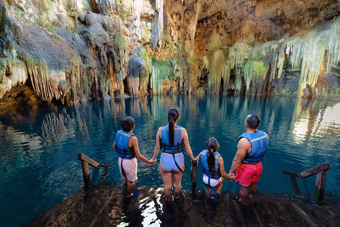 Chichen Itza Guided Historical Tour with Lunch Included - Valladolid in 20 minutes: great for a quick palate cleanser