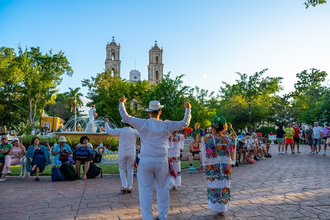 Chichen Itza guided, transport and lunch + cenote and Valladolid. - Should you book this Chichen Itza and cenote day trip?