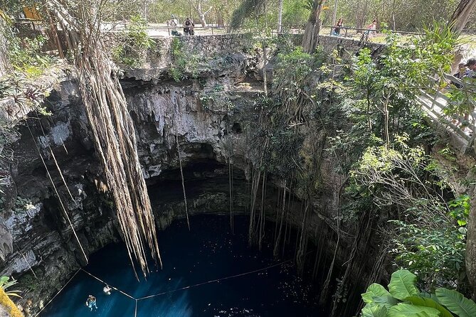 Chichen Itza, Mexican Buffet, Cenote & Valladolid guided Tour - Valladolid: 45 minutes for a real-town taste