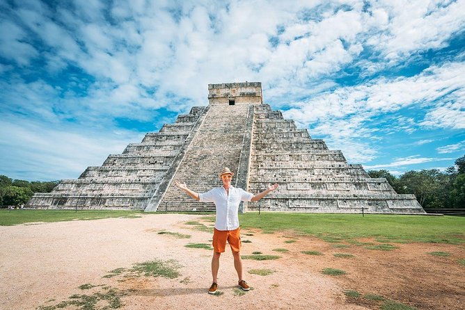 Chichen Itza Night Show + Cenote + Valladolid - Guides and Group Size: What Makes It Feel Friendly