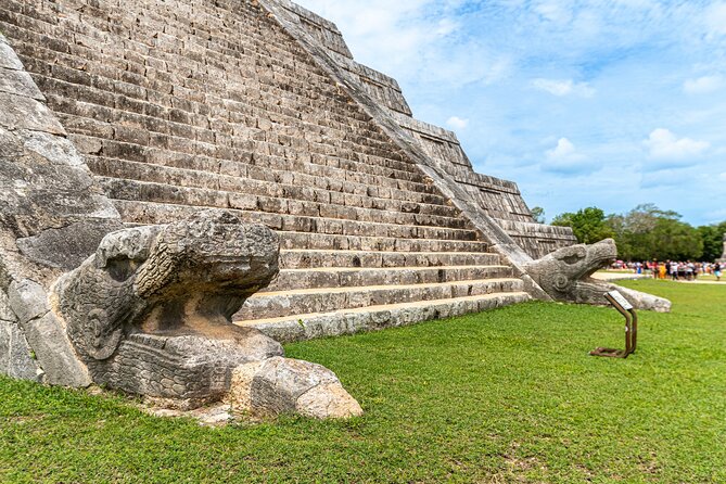 Chichen Itza Options with Sacred Cenote from Cancun - Shopping stops: where value can slip away
