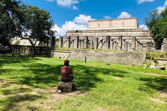 Chichén Itzá Premium Cenote y valladolid Day Tour - Valladolid in 30 minutes: quick souvenirs and a cathedral photo