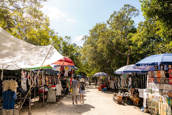 Chichen Itza Ticket with optional Guide - Getting in fast: how the ticket exchange actually plays out