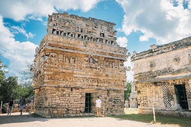 Chichen Itza Tour, Cenote Samula, Valladolid from Cancún - Valladolid Free Time: Short, Sweet, and Walkable