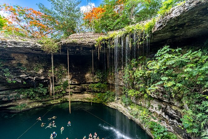 Chichen Itza, Transportation, lunch, cenote and Valladolid. - Pickup at Plaza la Isla 2, then a Mayan ceremony and sales stop