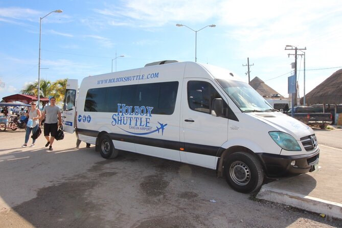 Chiquila Cancun Airport Private Shuttle 1 to 3 Person - Comfort for Small Groups, Not a Big Tour Bus