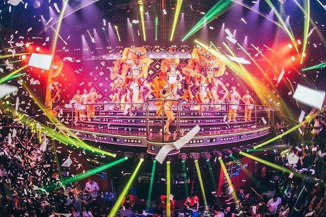 Coco Bongo Cancun New Year's Eve 2027 - Entering Coco Bongo: the show format and what it feels like inside