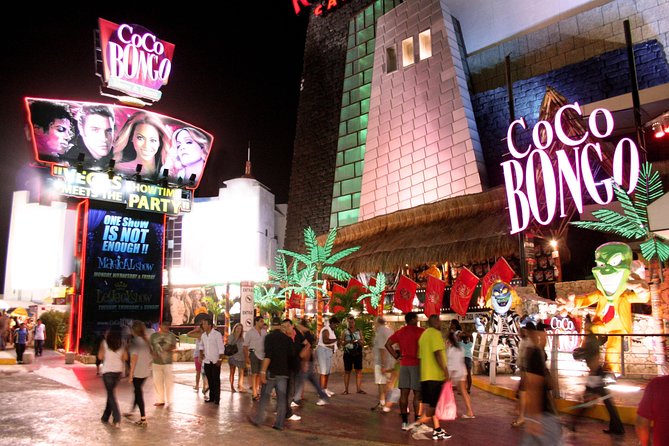 Coco Bongo Cancun Nightclub - Coco Bongo Cancun at night: what this place is really like