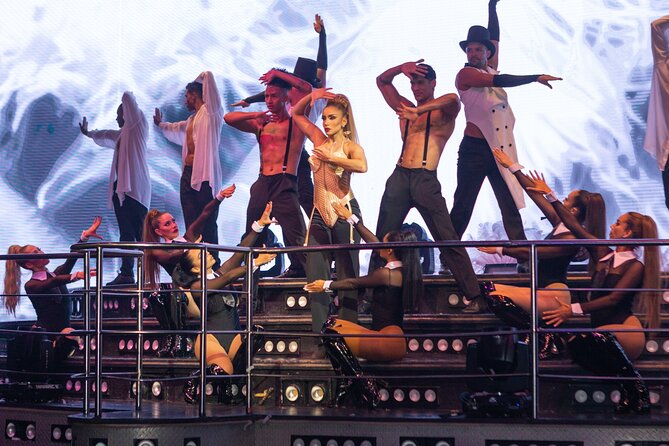 Cocobongo Skip the Line TIcket in Cancun - The night show and open bar all night, where the value hides