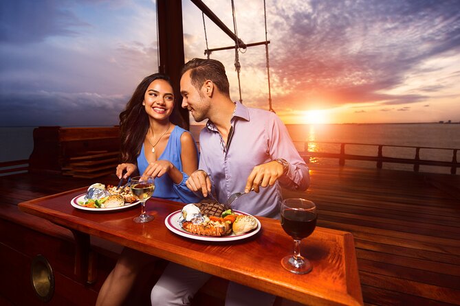 Columbus Romantic Dinner in Cancún - The Nichupté Lagoon Setting Makes the Night Feel Easy