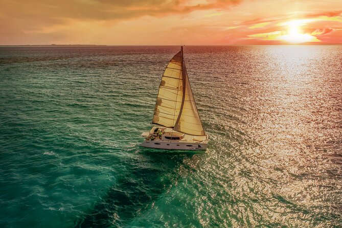Complete Isla Mujeres excursion from Cancun with all inclusive - Spinnaker Wind Sailing (When Conditions Allow)