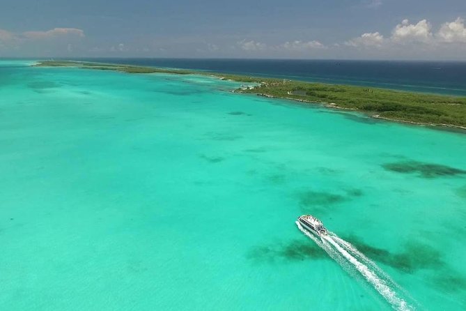 Contoy Caribbean Adventure! Round Transportation from Cancun - The boat ride part: catamaran style and what is actually included