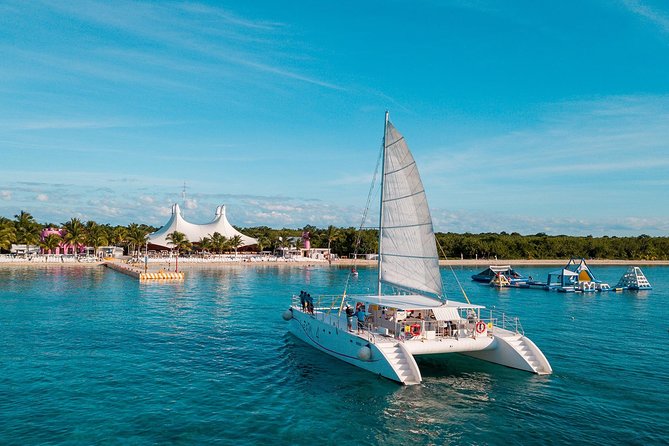 Cozumel Catamaran Snorkeling Tour & Lunch (Hotel Pick Up) - Who this is best for, and who should skip it