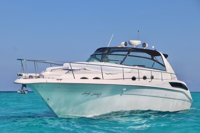 Cruise in Elegance: Luxury Yacht Rental in Cancun - Crew Service and Photos: Why This Feels Like a Real Treat