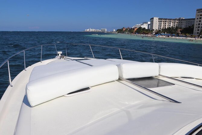 Cruise in Elegance: Luxury Yacht Rental in Cancun - What to Bring (Because Lunch and Towels Aren’t Included)