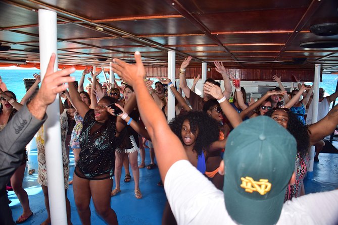 Dancer Cruise Isla Mujeres Snorkel Food and Drinks Included - Where the Dancer Cruise Cancun docks, and why timing matters
