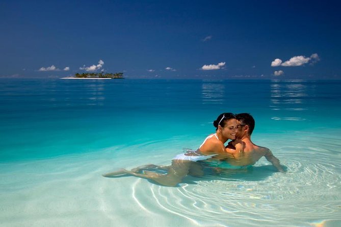 Daytrip Isla Contoy & Isla Mujeres from Cancun - Isla Mujeres for 2.5 hours: shopping and sights without the stress