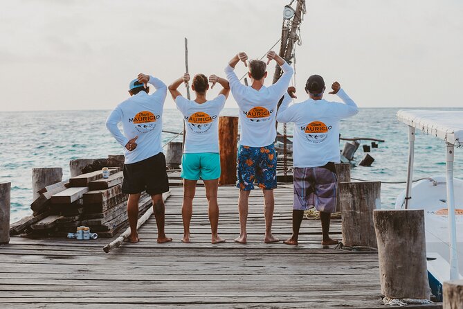 Deep Sea Fishing Experience in Puerto Morelos - The crew vibe: Mauricio and Martin-style hosting