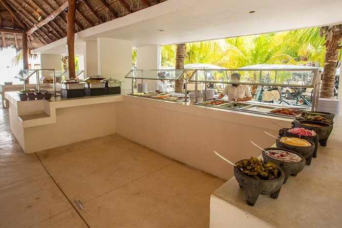 Deluxe Catamaran tour to Isla Mujeres with Open Bar and Lunch - Isla Mujeres Free Time: Playa Norte in One Hour
