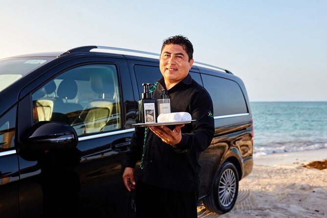 Departures in Mercedes Benz from Puerto Morelos to Cancun Airport - Timing That Actually Matches Airline Reality