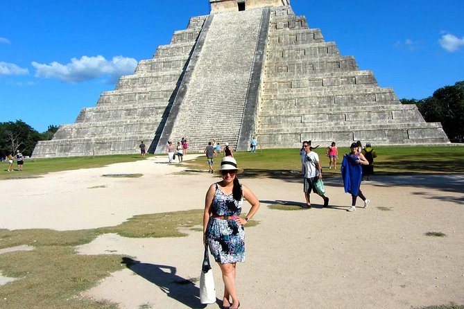 Discover Chichén Itzá & a Sacred Cenote. Lunch and transportation included. - A 12 to 15 hour Yucatán day, built for first-timers