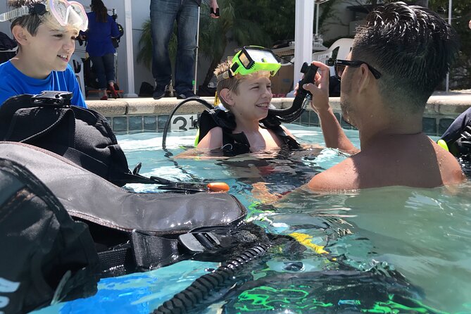 Discovery Scuba Diving !! - Pool Training First: Turning Nervous Into Comfortable