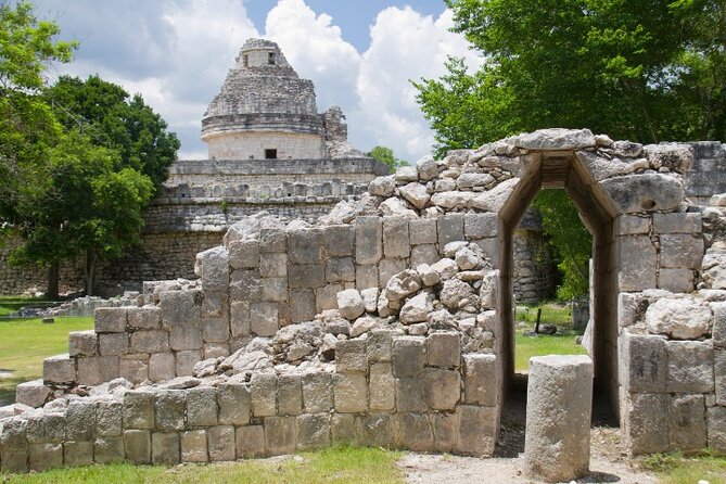 Early morning Chichen Itza Tour: Cenote and Tequila Tasting - Guides and drivers: what makes the difference on a day this long