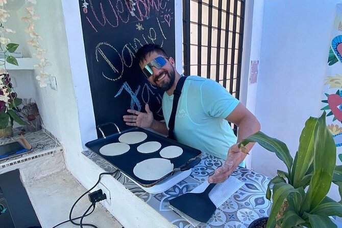 Elaboration of tortillas by hand following the Mexican tradition - Tortilla Making Tips You Can Use Tomorrow