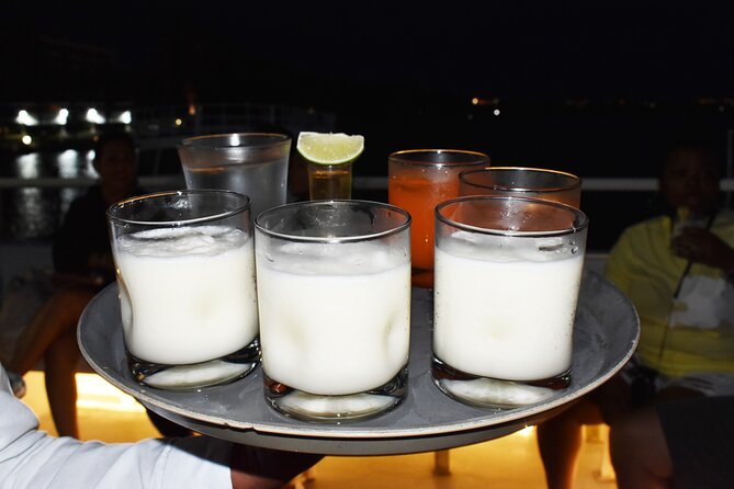 Enjoy The Spanish Galeon with a Romantic Night Dinner in Cancun - Why This Spanish Galleon Dinner Cruise Feels Romantic