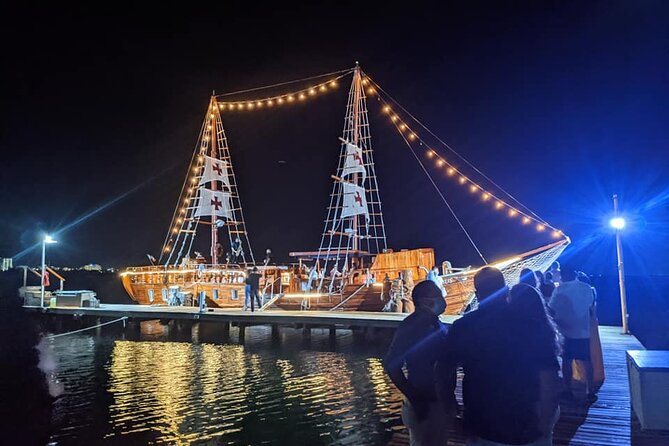 Enjoy The Spanish Galeon with a Romantic Night Dinner in Cancun - Group Size: Why Maximum 50 Matters on a Boat
